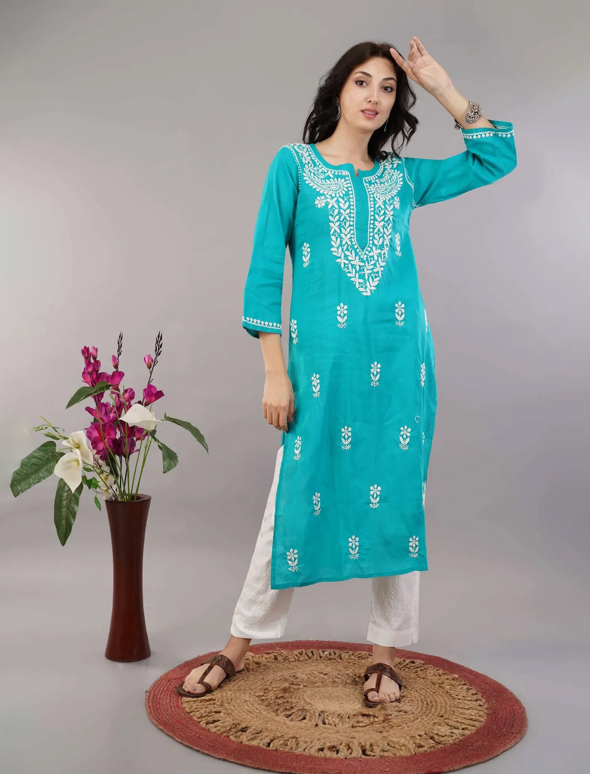 Aasma Chikankari Kurta