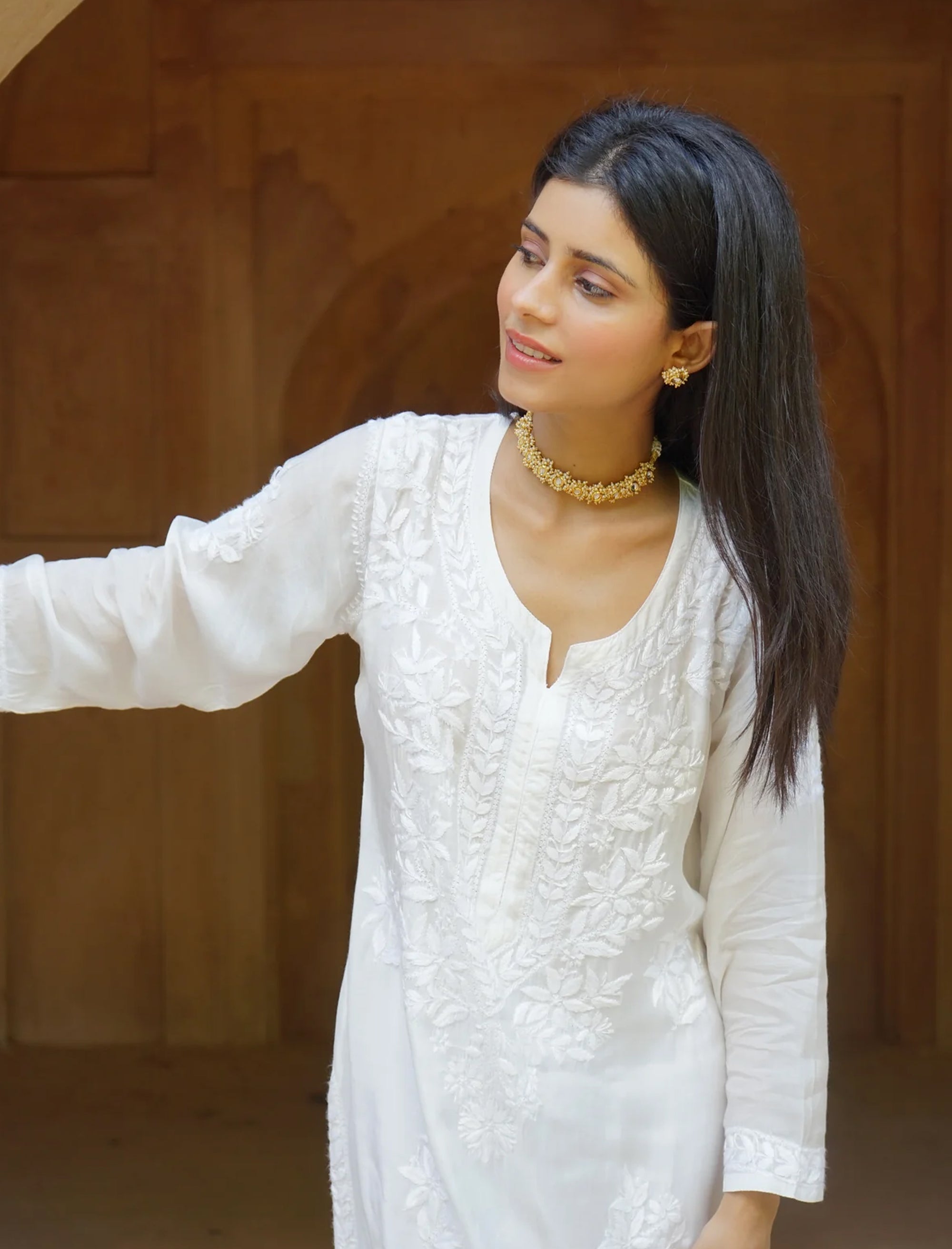 Aafreen White on White Chikankari Kurta