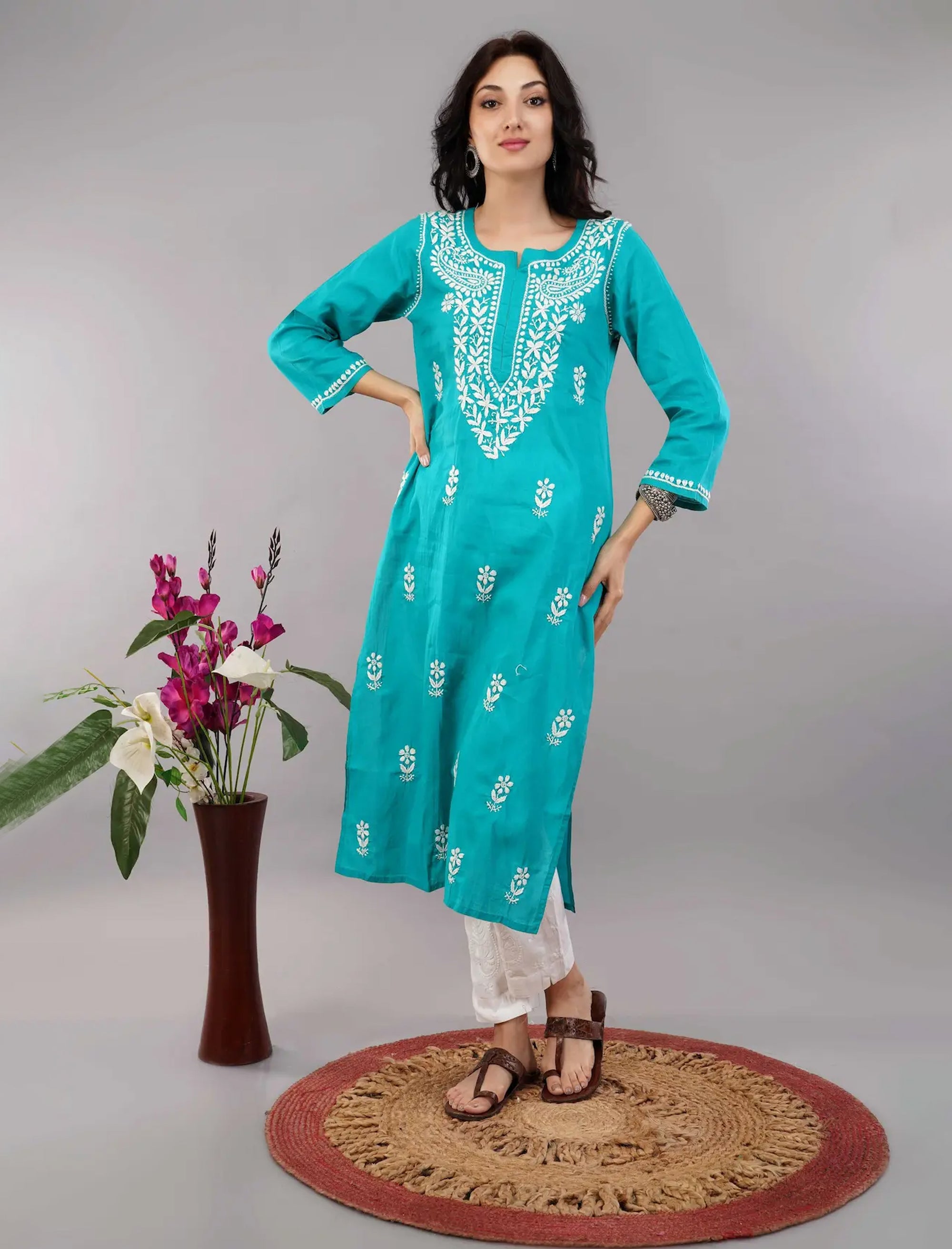 Aasma Chikankari Kurta