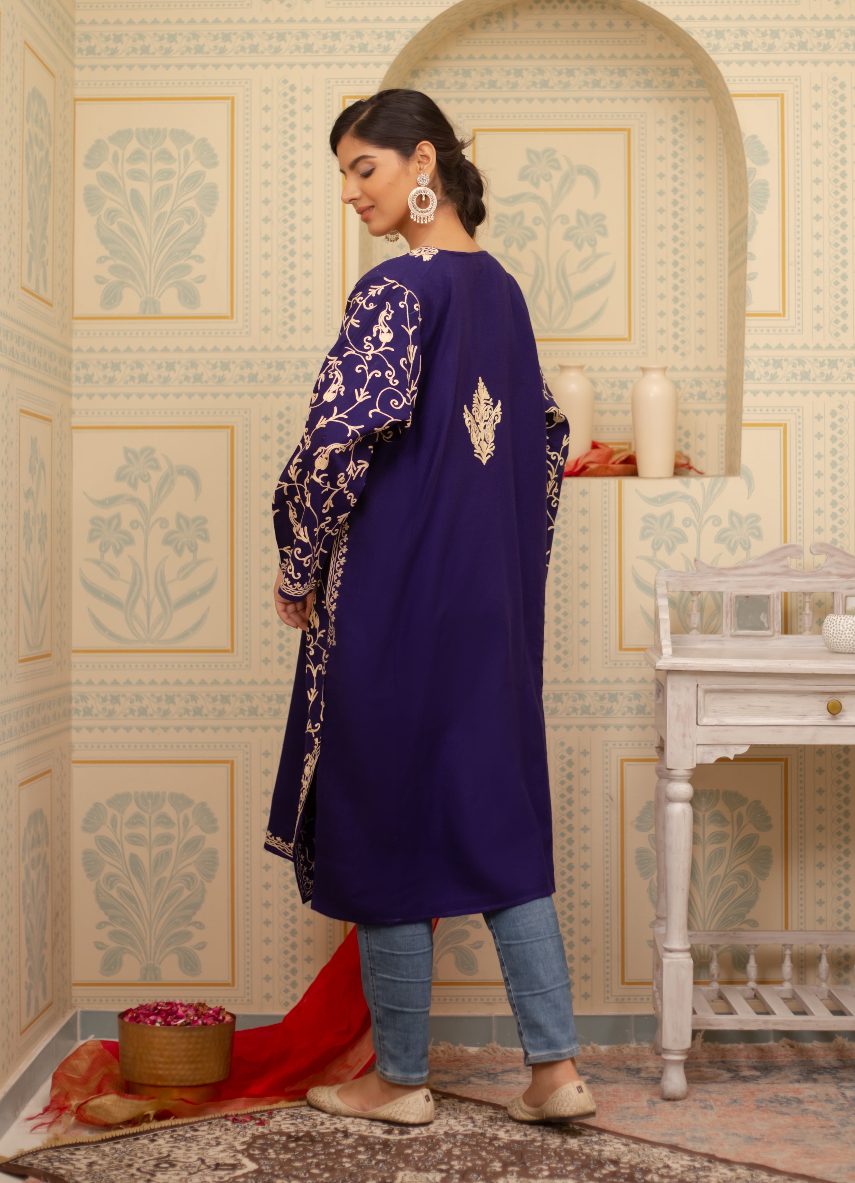 Amal Deep Blue Kashmiri Woollen Phiran