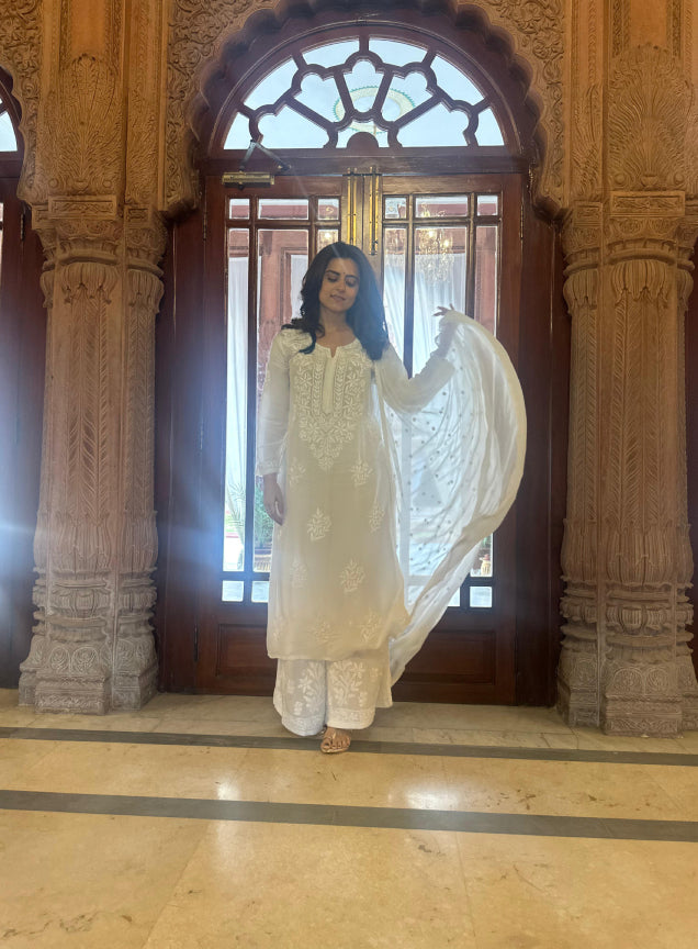 Aafreen White on White Chikankari Kurta