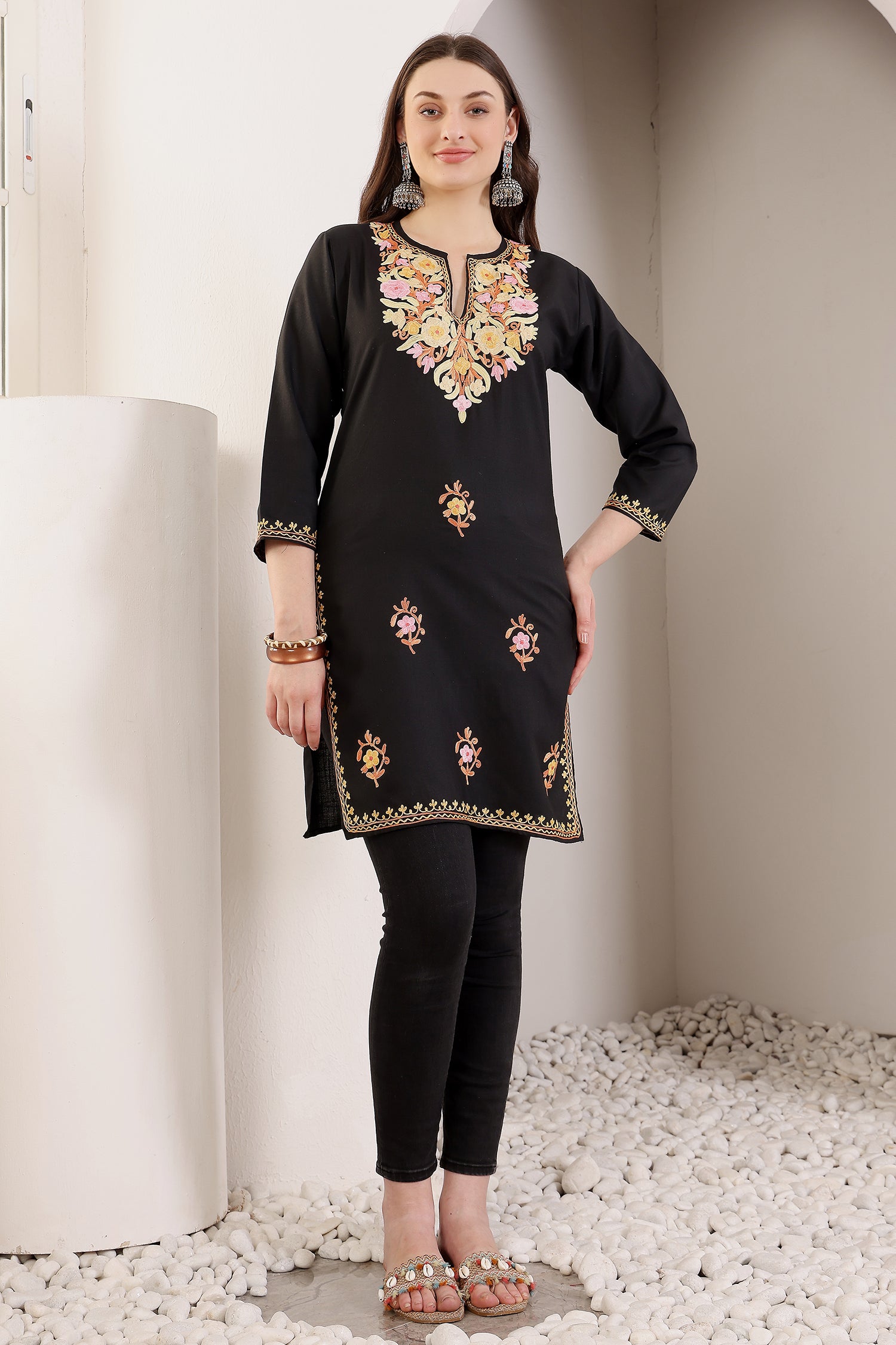 Mina Black Kashmiri Straight Long Kurta