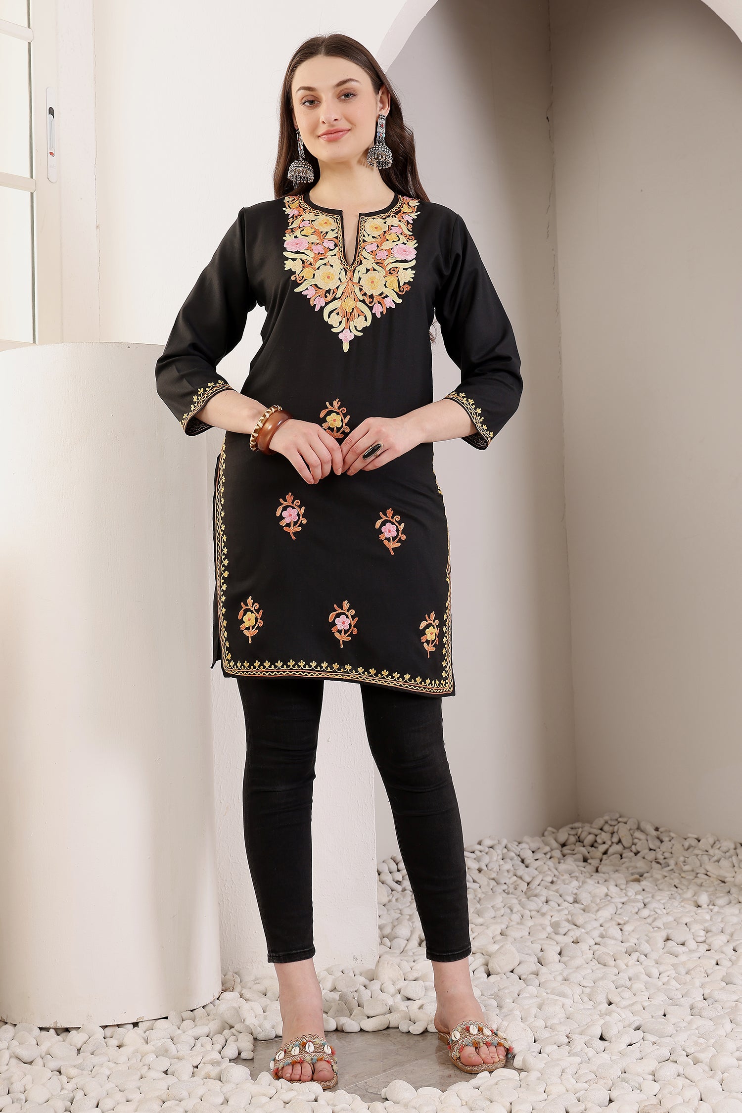 Mina Black Kashmiri Straight Long Kurta