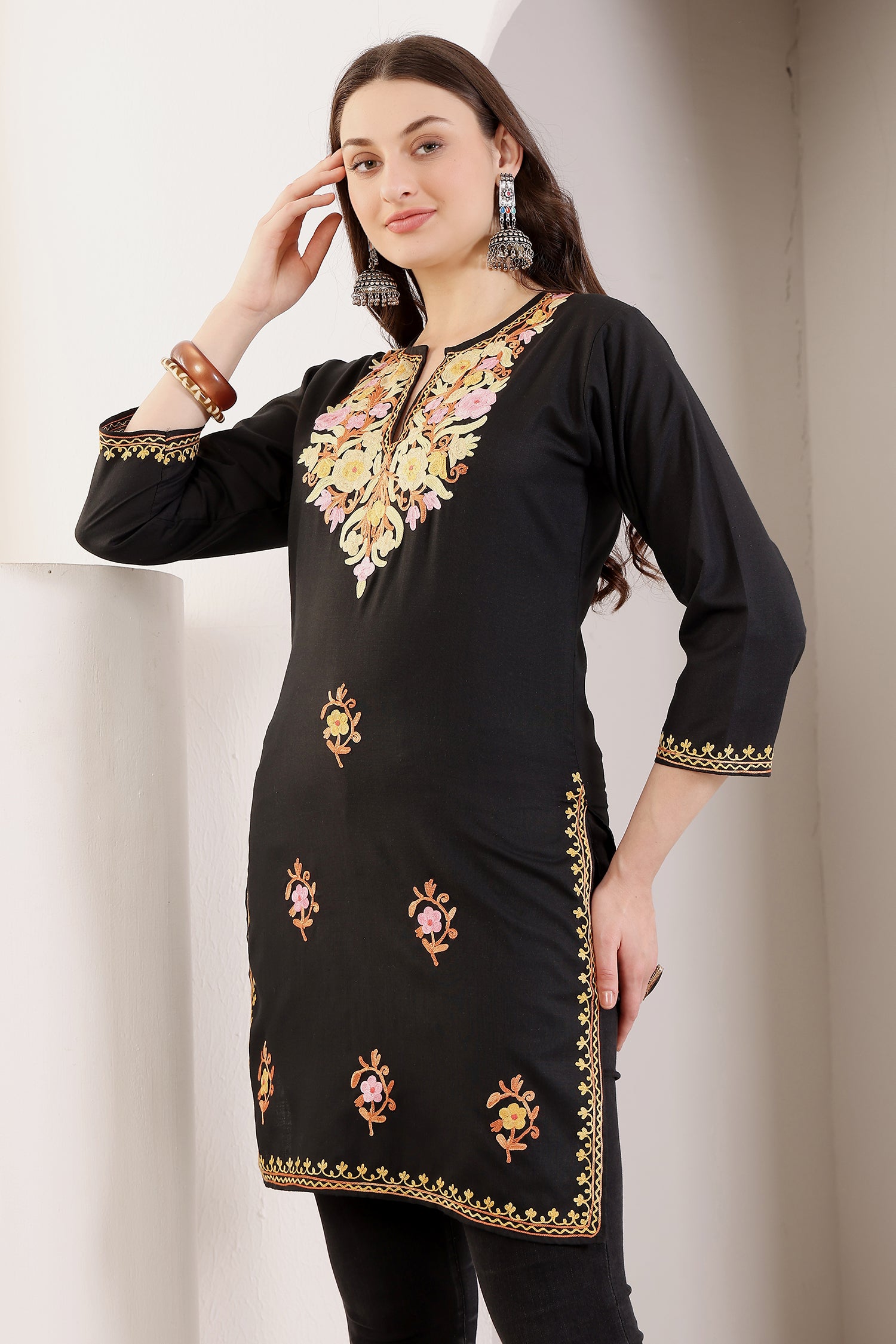 Mina Black Kashmiri Straight Long Kurta